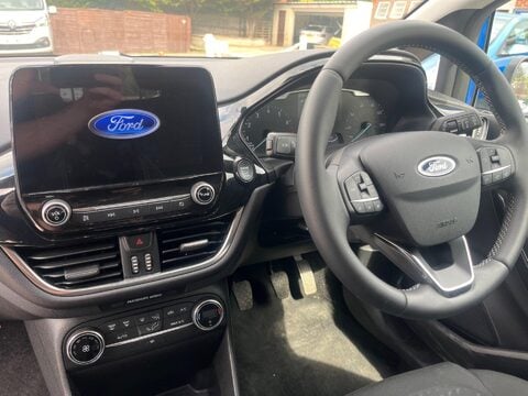 Ford Fiesta TITANIUM 2