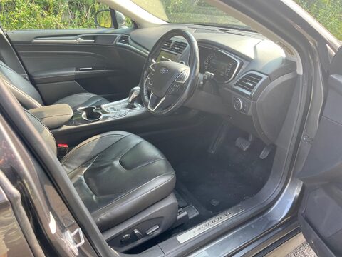 Ford Mondeo TITANIUM TDCI 19