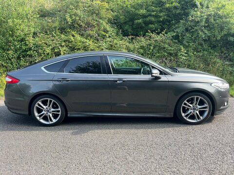 Ford Mondeo TITANIUM TDCI 6