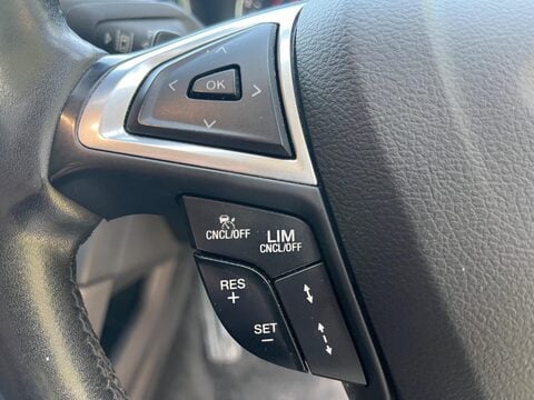 Ford Mondeo TITANIUM TDCI 23