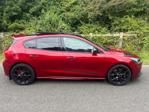 Ford Focus ST 7