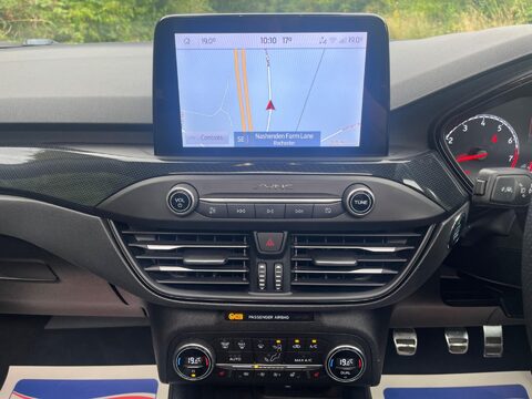 Ford Focus ST 16
