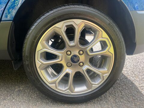 Ford Ecosport TITANIUM 3