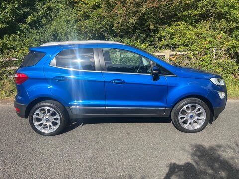 Ford Ecosport TITANIUM 6