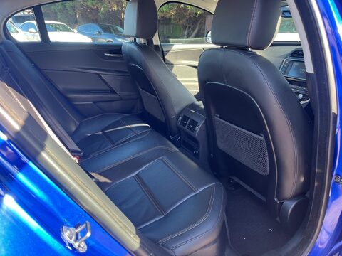 Jaguar XE PRESTIGE INGENIUM 12