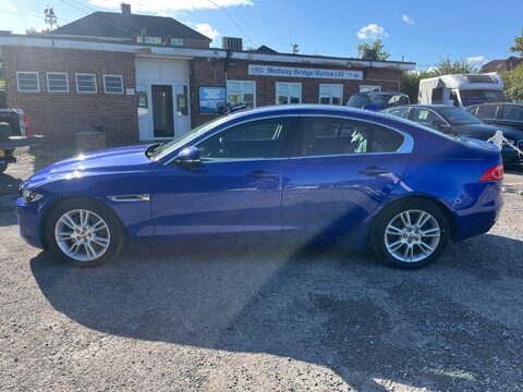 Jaguar XE PRESTIGE INGENIUM 7