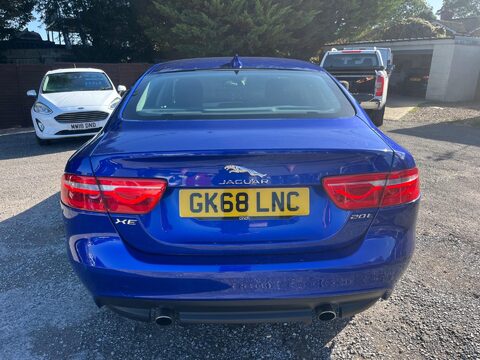Jaguar XE PRESTIGE INGENIUM 6