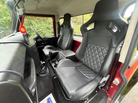 Land Rover Defender 90 TD 3
