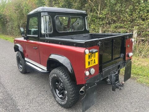 Land Rover Defender 90 TD 13