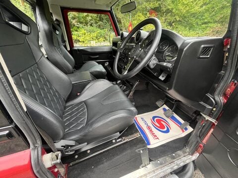 Land Rover Defender 90 TD 16