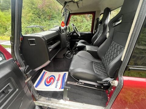Land Rover Defender 90 TD 15