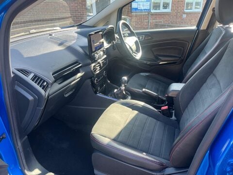 Ford Ecosport ST-LINE 14