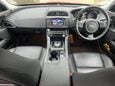 Jaguar XE GTDI PRESTIGE 13