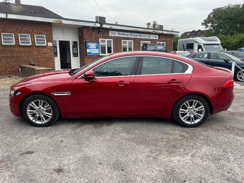Jaguar XE GTDI PRESTIGE 11