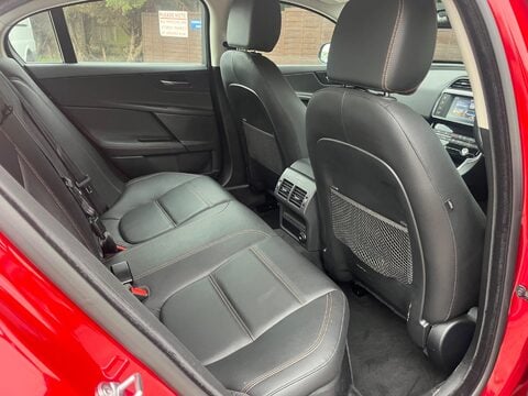 Jaguar XE GTDI PRESTIGE 15