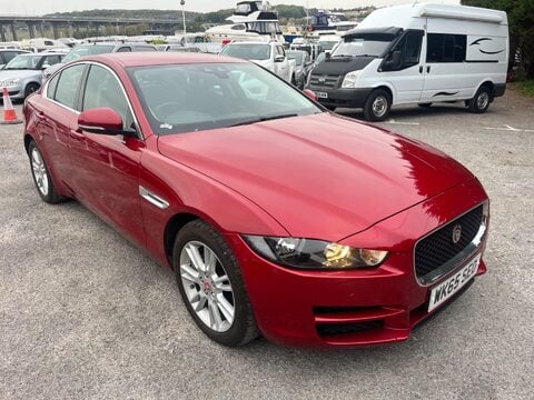 Jaguar XE GTDI PRESTIGE 5
