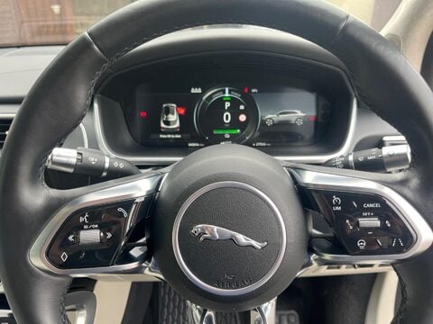 Jaguar I-Pace HSE 16