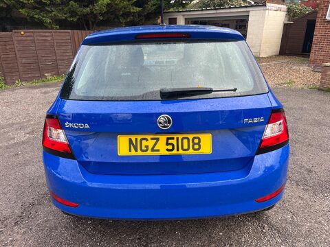 Skoda Fabia S MPI 5