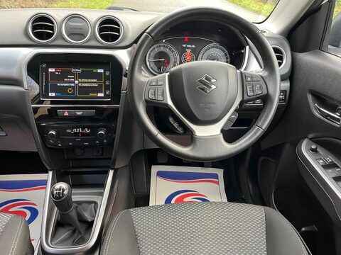 Suzuki Vitara SZ-T BOOSTERJET ALLGRIP 2