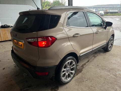 Ford Ecosport TITANIUM 6