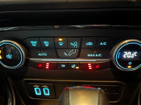 Ford Ecosport TITANIUM 4