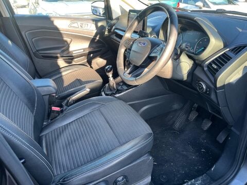 Ford Ecosport TITANIUM 15