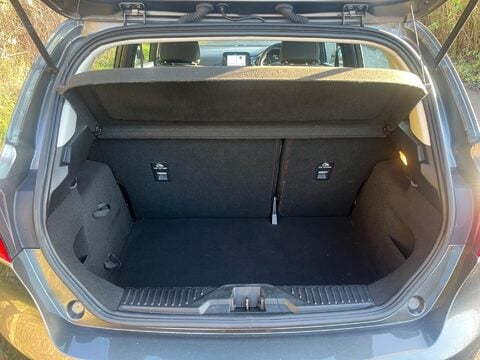 Ford Fiesta ZETEC 18