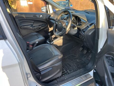 Ford Ecosport TITANIUM 13