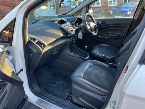 Ford Ecosport TITANIUM 12