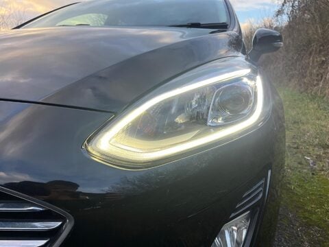 Ford Fiesta ZETEC 21