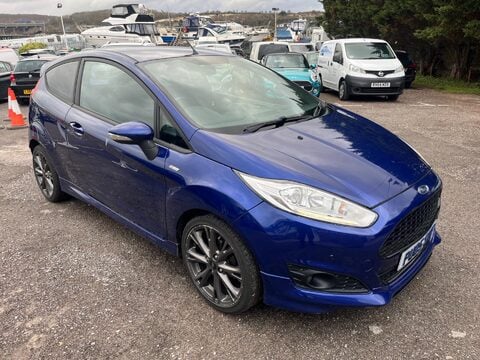 Ford Fiesta ST-LINE 3