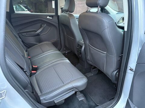 Ford Kuga TITANIUM TDCI 17