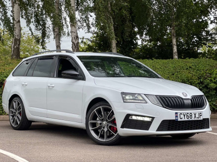 Skoda Octavia 2.0 Octavia vRS 245 TSi Semi-Auto 5dr