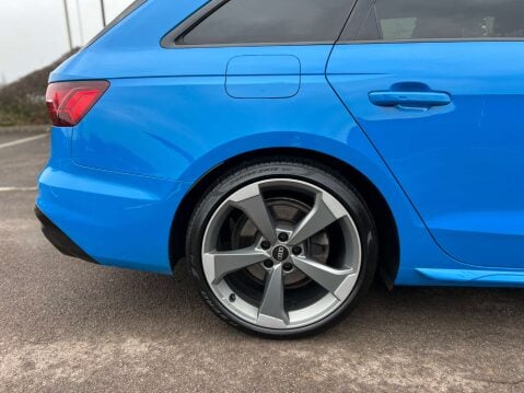 Audi A4 2.0 A4 Black Edition 35 TFSI MHEV Semi-Auto 5dr 10