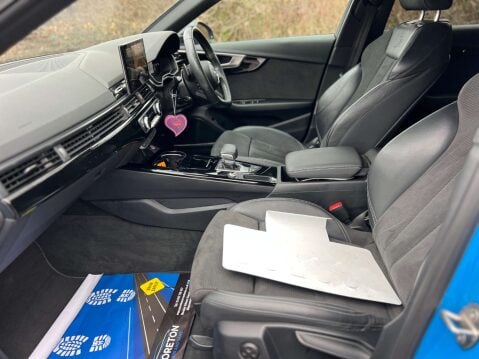 Audi A4 2.0 A4 Black Edition 35 TFSI MHEV Semi-Auto 5dr 23