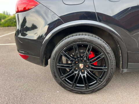 Porsche Cayenne 3.0 Cayenne V6 D Tiptronic 4WD 5dr 7