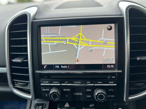 Porsche Cayenne 3.0 Cayenne V6 D Tiptronic 4WD 5dr 34