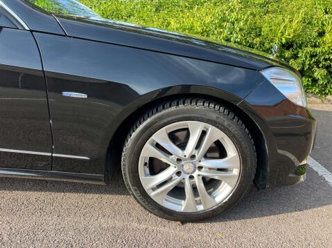 Mercedes-Benz E Class 2.1 E250 BlueEfficiency AvantGarde CDi Auto 4dr 12