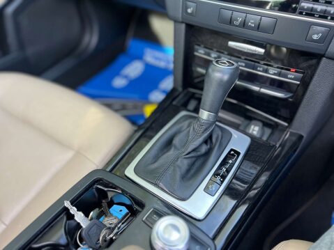 Mercedes-Benz E Class 2.1 E250 BlueEfficiency AvantGarde CDi Auto 4dr 22