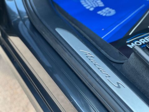 Porsche Macan 3.0 Macan S D Semi-Auto 4WD 5dr 17