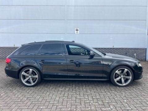 Audi A4 3.0 A4 Avant S Line 240 TDI Q Auto 4WD 5dr 30