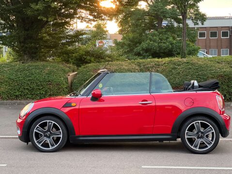Mini Convertible 1.6 Cooper Auto 2dr 5