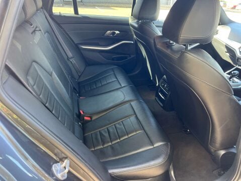 BMW 3 Series 2.0 320D M Sport MHEV Auto 5dr 27