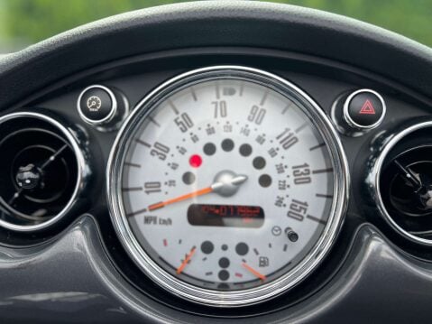 Mini Convertible 1.6 One 2dr 11