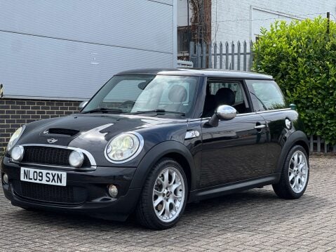 Mini Hatch 1.6 Cooper S 3dr 13