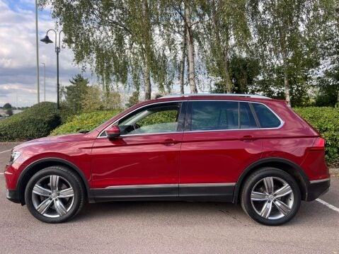 Volkswagen Tiguan 2.0 Tiguan SEL TSi BlueMotion Technology 4Motion 4WD 5dr 10