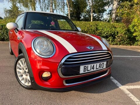 Mini Hatch 1.5 Cooper D Auto 3dr 5