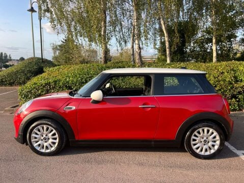 Mini Hatch 1.5 Cooper D Auto 3dr 10