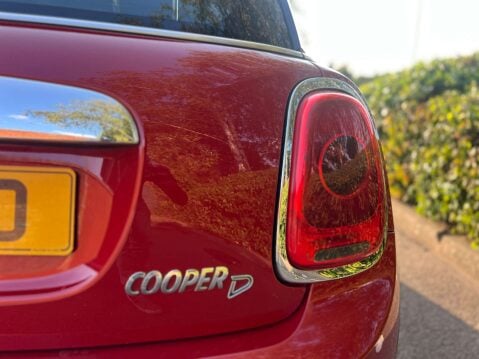 Mini Hatch 1.5 Cooper D Auto 3dr 34