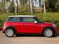 Mini Hatch 1.5 Cooper D Auto 3dr 11